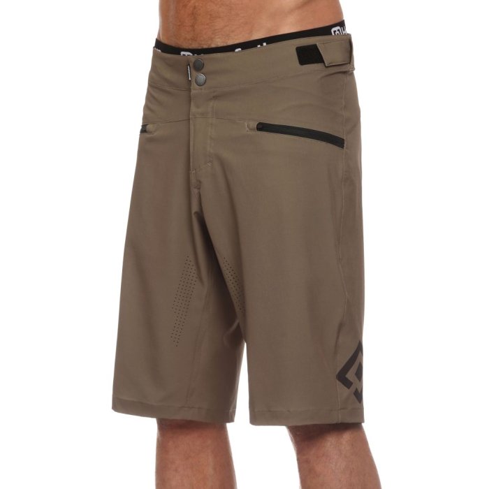 detail VENTURE BIKE SHORTS (ermine)